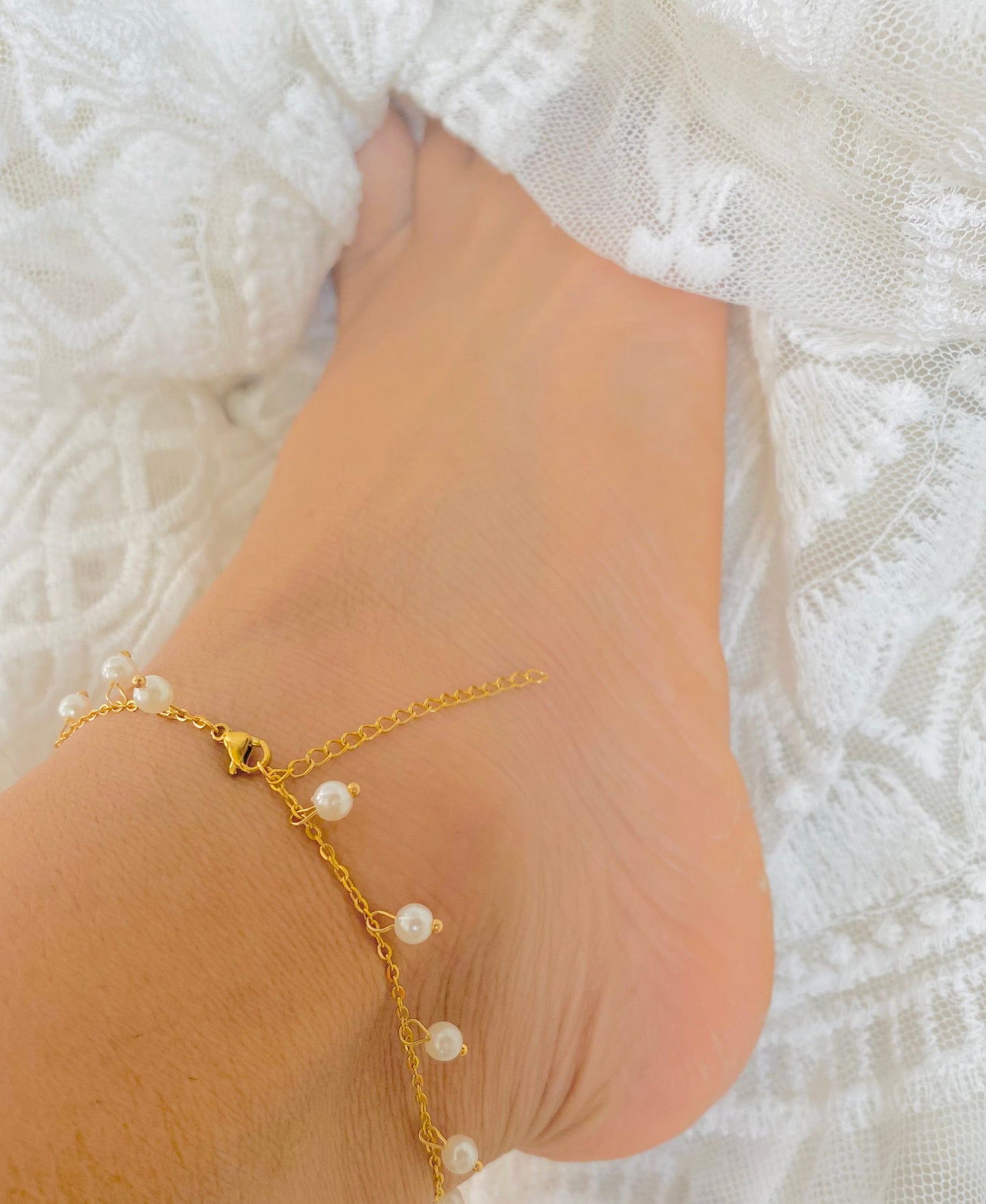 Freshwater pearl anklet , dainty pearl anklet, ankle bracelet, Valentine’s Day gift, gold anklet