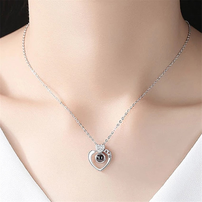 I love you Projection Necklace in 100 languages