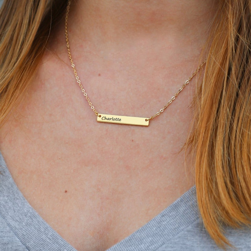 Engraved bar necklace