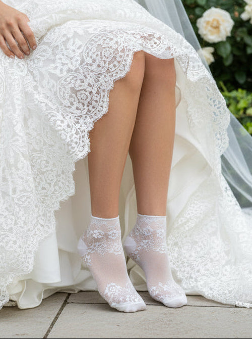 white lace socks