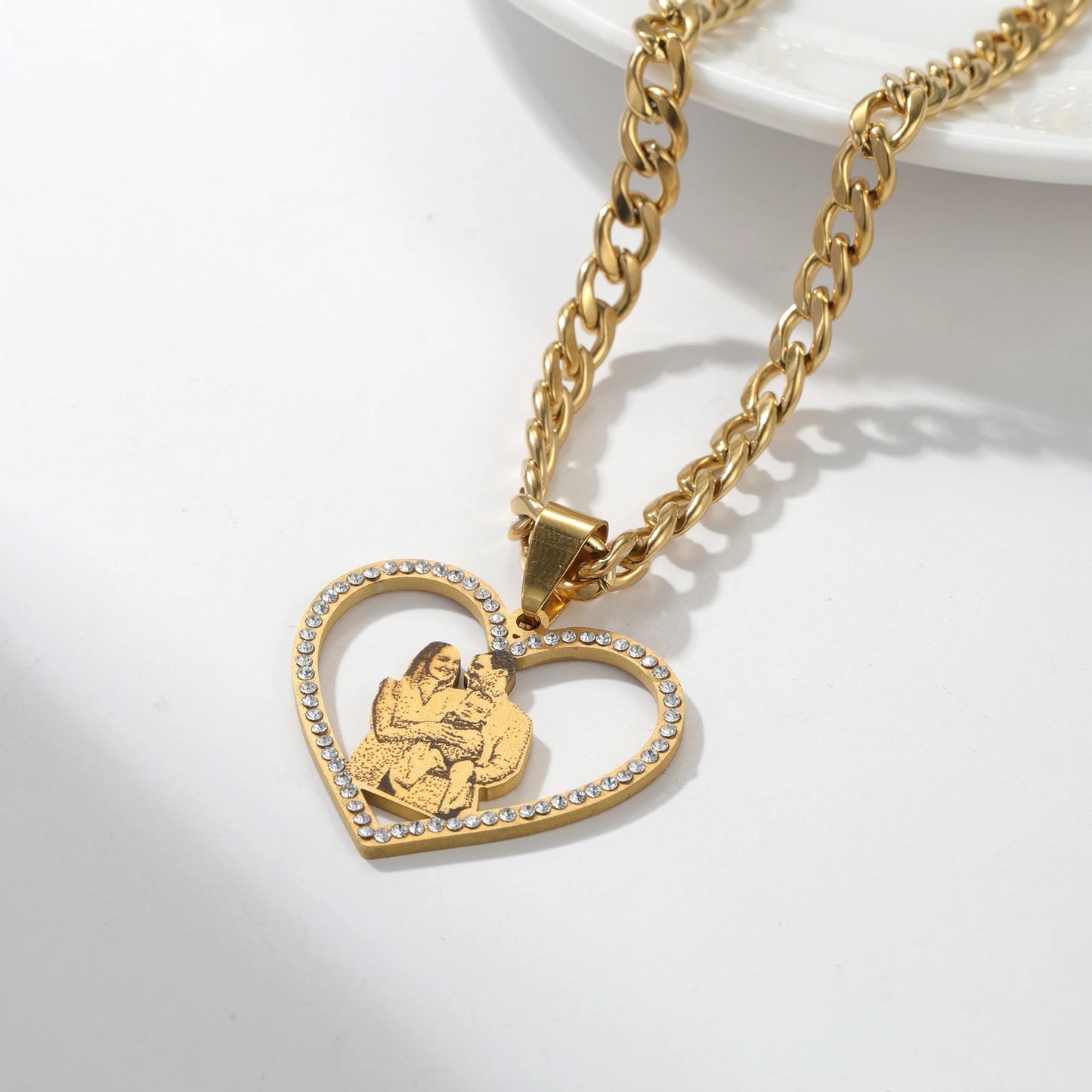 Custom Photo Engraved Pendant Necklace – Memory Keepsake Gift