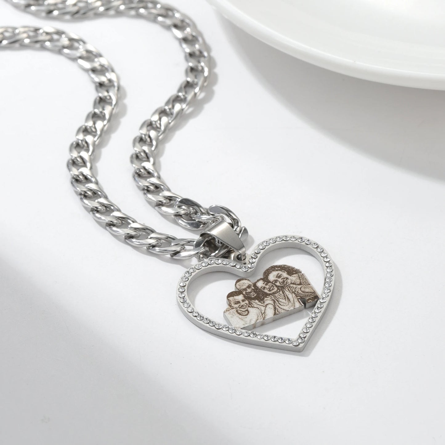 Custom Photo Engraved Pendant Necklace – Memory Keepsake Gift