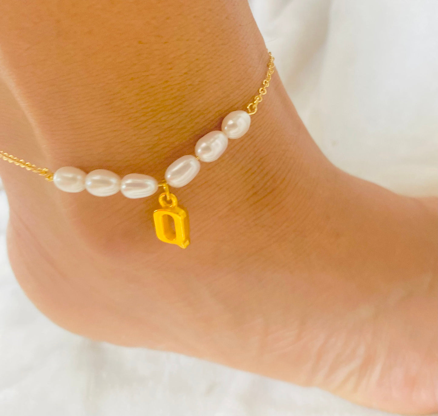 Initial anklet, freshwater pearl anklet, gold plated pearl anklet, Valentine’s Day gift for her , message card jewelry for soulmate,