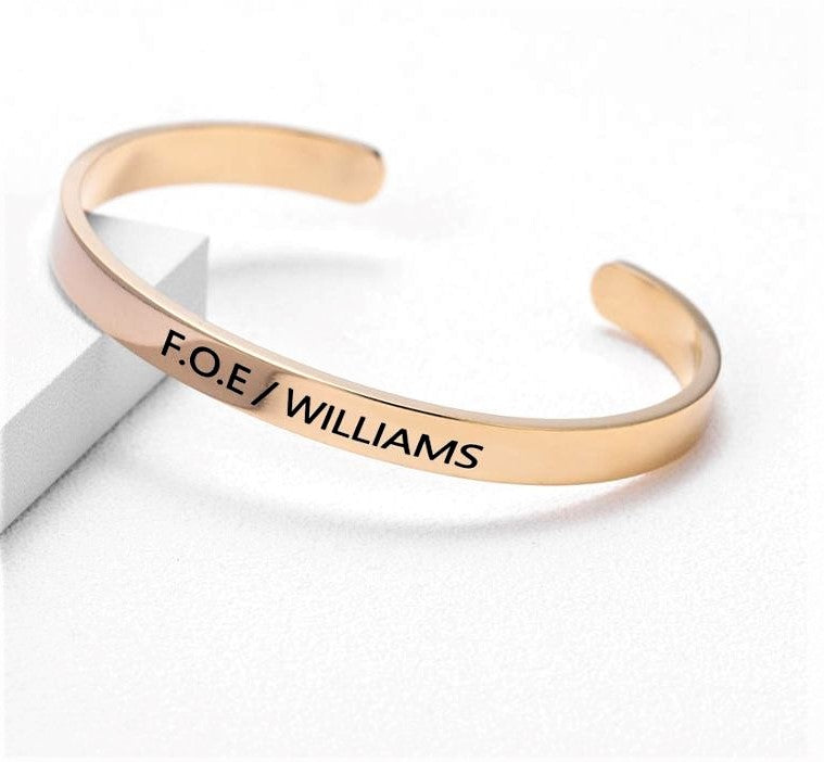 Engraved bracelet from Pigeon loves