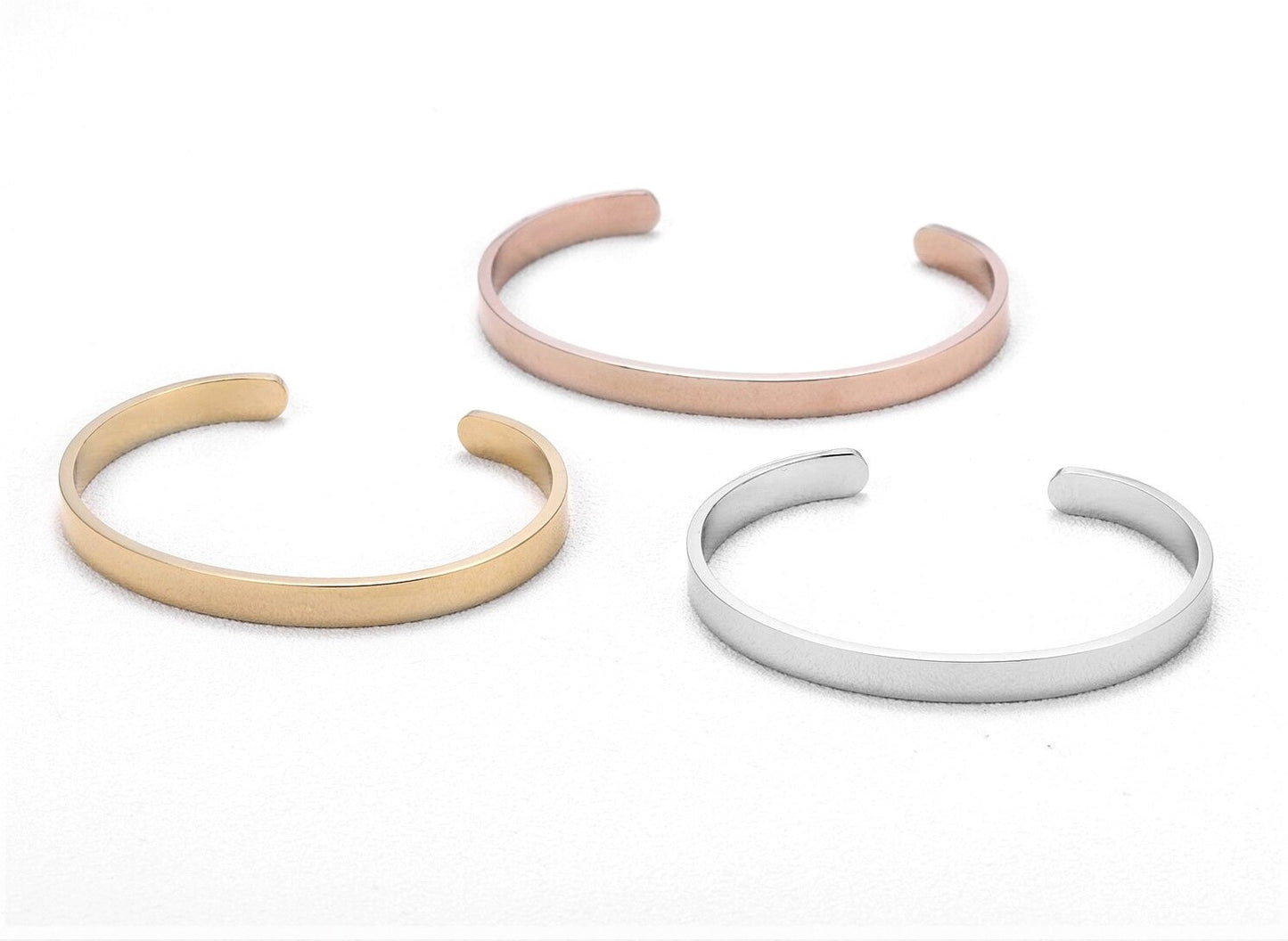 Engraved bracelet from Pigeon loves