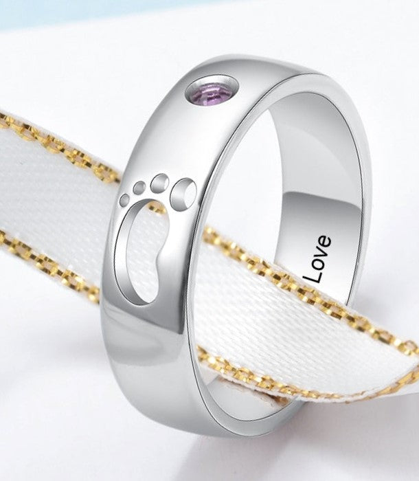 Personalized engraved date name babyfeet birthstone ring