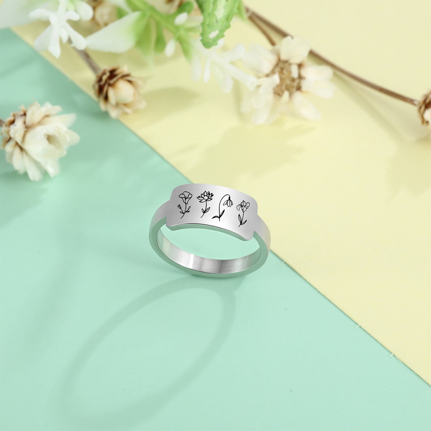 Ring with birth month flower